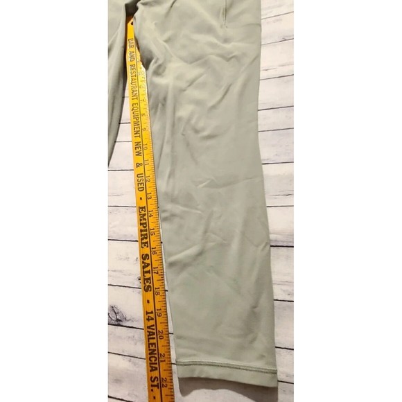 ATHLETA Stash Pocket Salutation 7/8 Tight Leggings Women Sz M Workout Yoga Pants - Picture 12 of 15